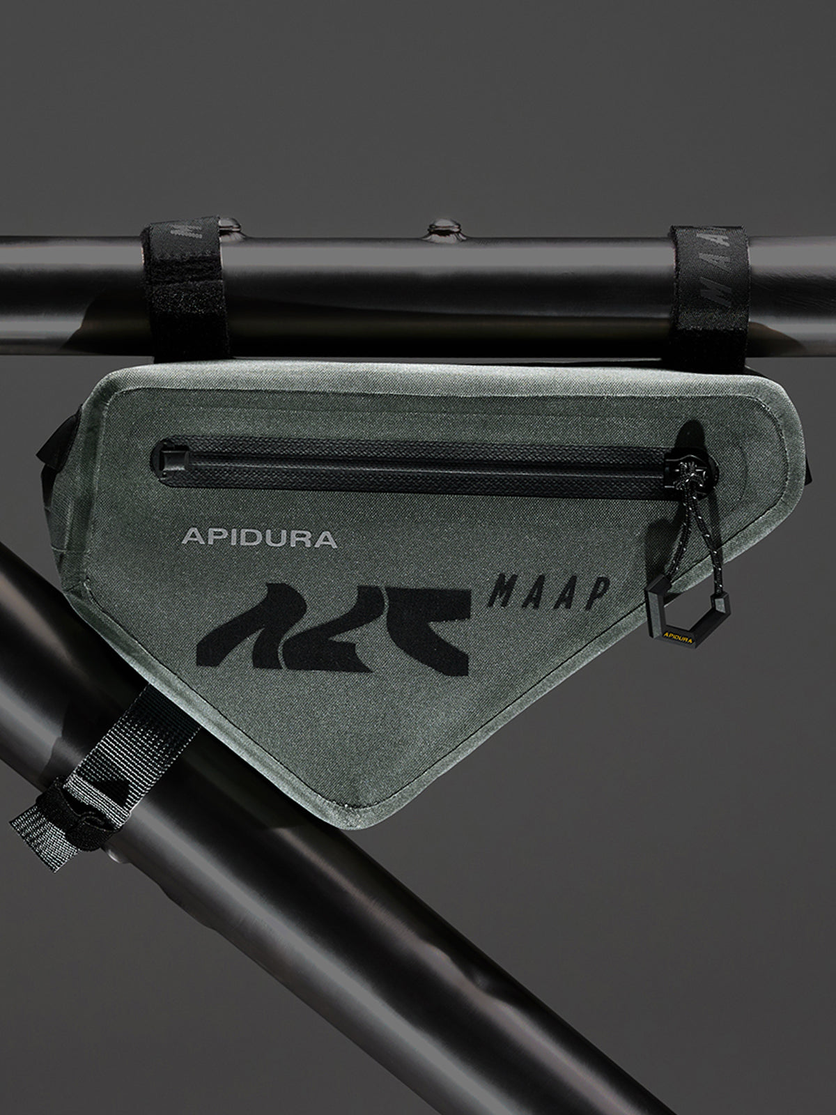 APIDURA RACING FRAME PACK (1L) 防水バッグ フレームバッグ【RACING FRAME PACK 1L】｜APIDURA（アピデュラ